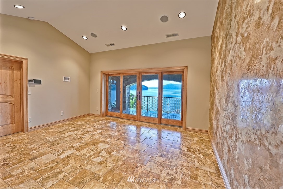 903 Chuckanut Shore Road Bellingham, WA 98229 - Photo 29 of 40