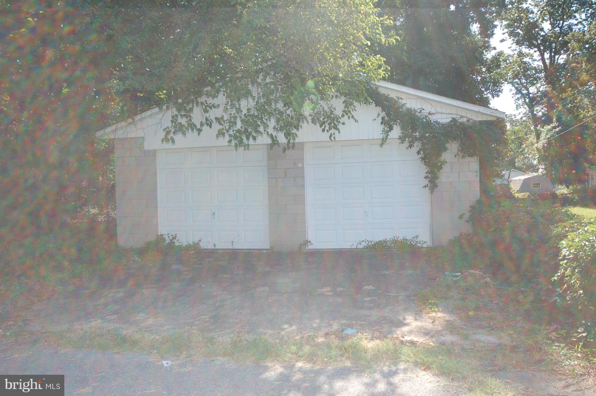 7887 Riverside Drive Pasadena, MD 21122 - Photo 3 of 7 Exterior (Rear)