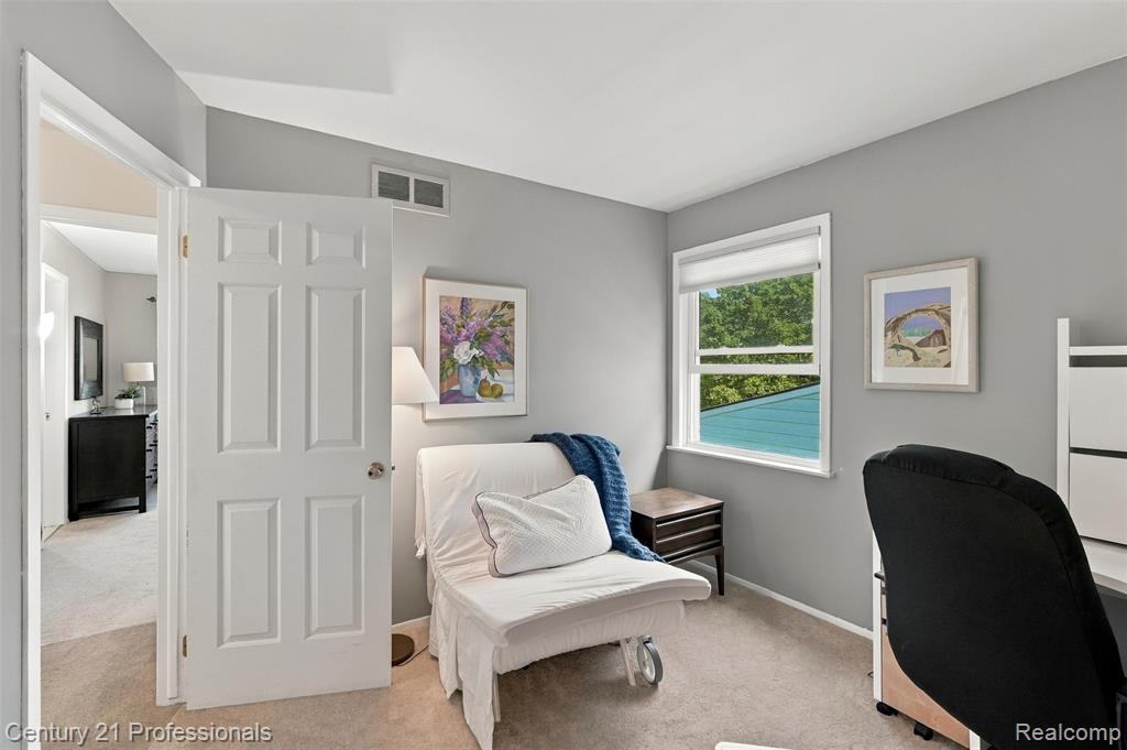 41827 Ridge Road East Novi, MI 48375 - Photo 26 of 34 Gallery Image 26