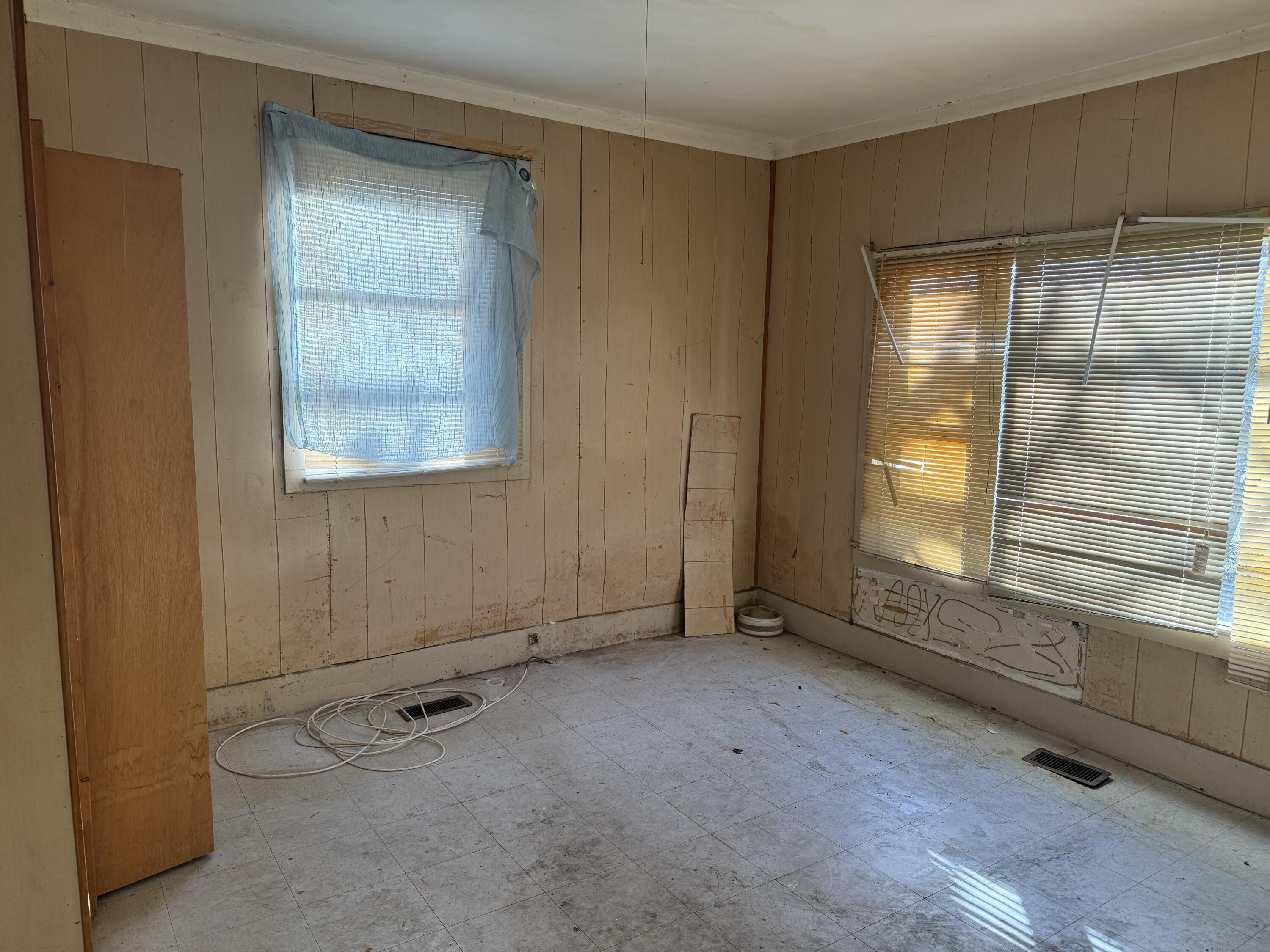 540 Huntington Street Augusta, GA 30904 - Photo 8 of 14 Front Bedroom