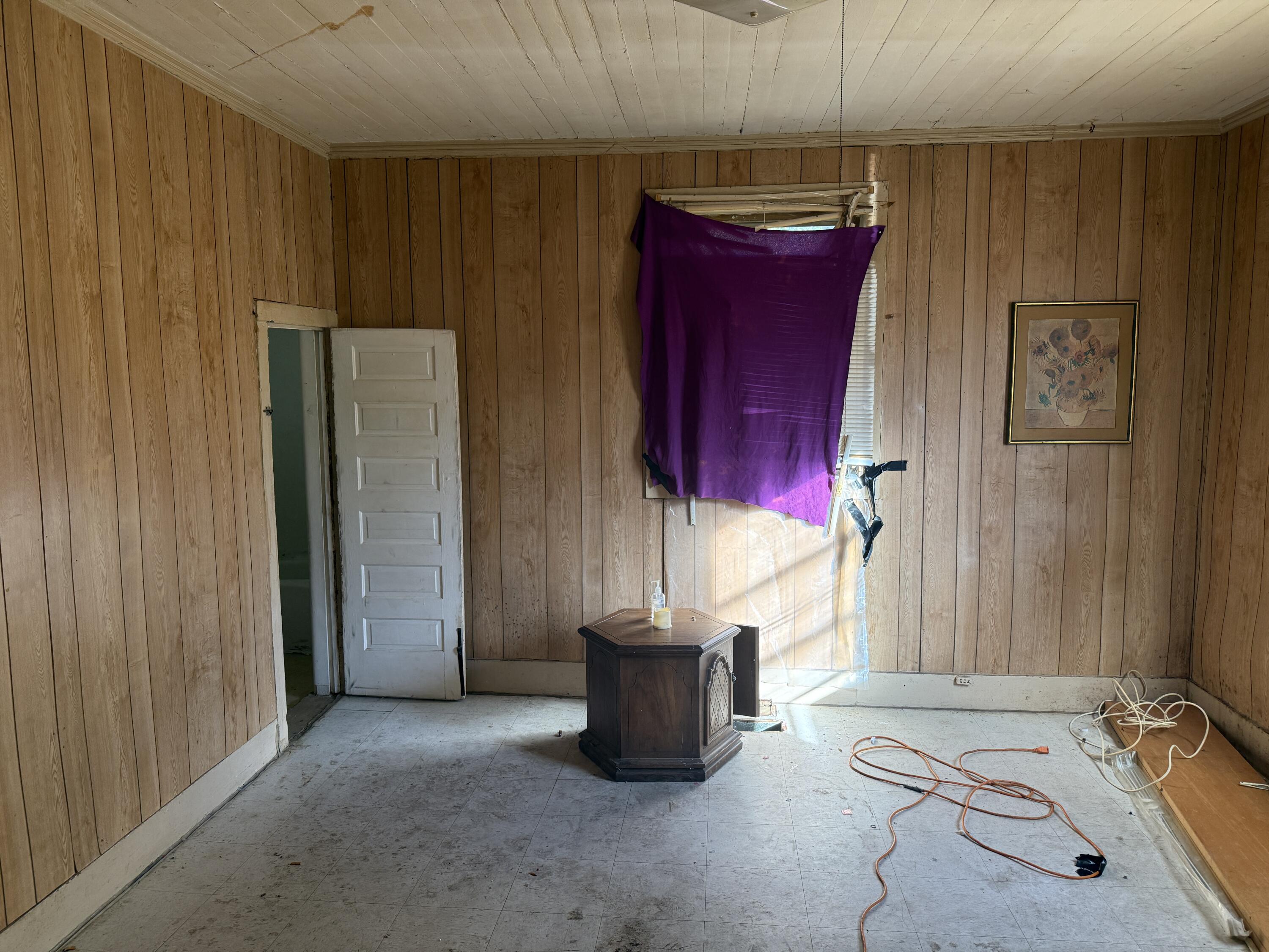 540 Huntington Street Augusta, GA 30904 - Photo 10 of 14 Middle Bedroom