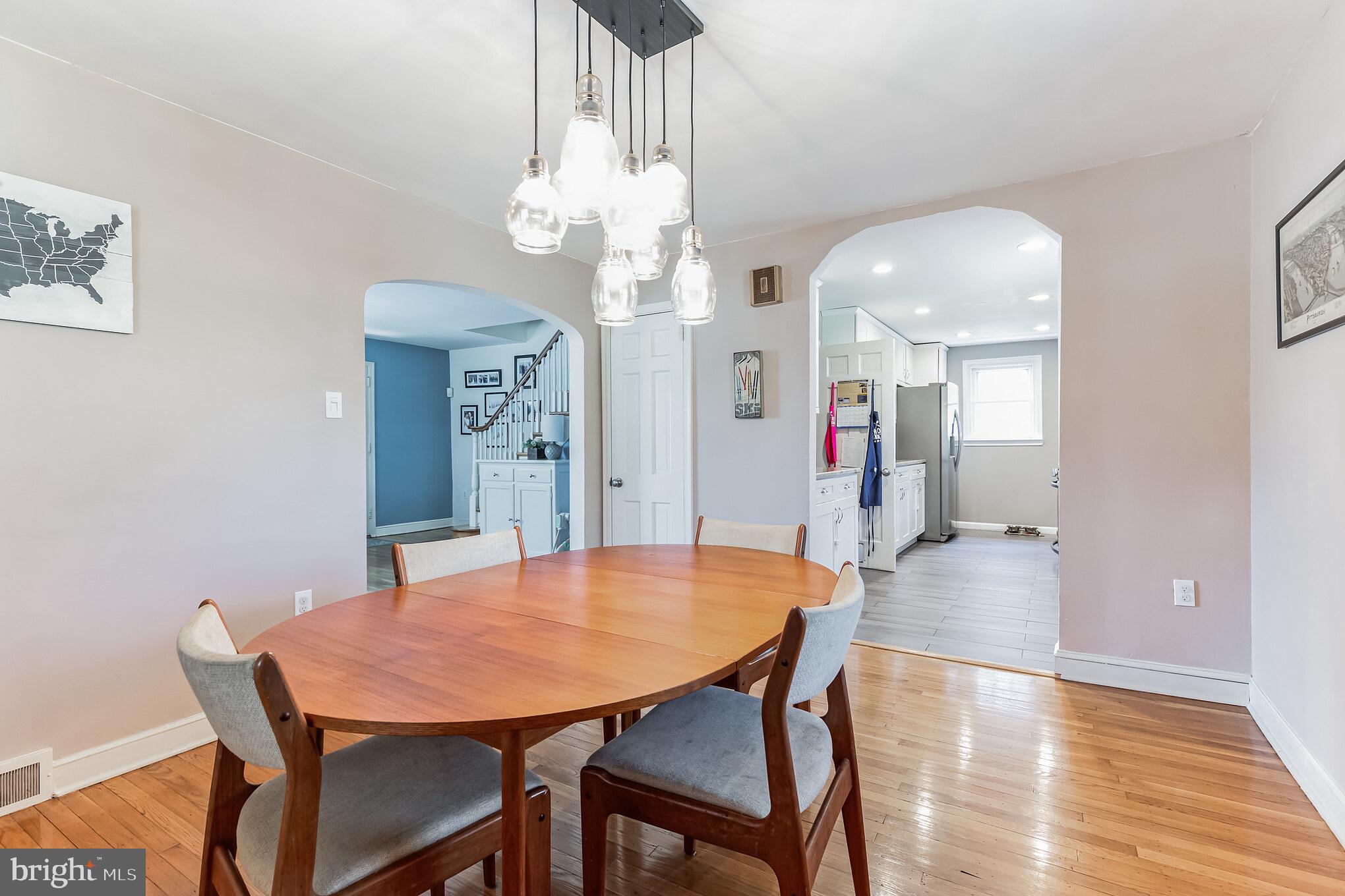 7616 Front Street Cheltenham, PA 19012 - Photo 4 of 27 Dining Room