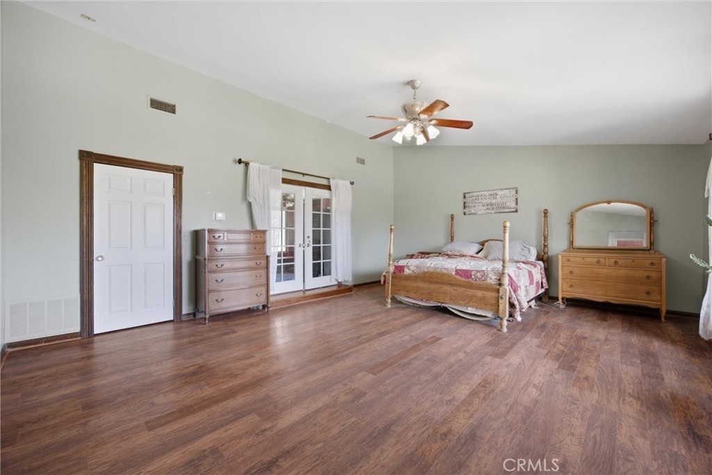 26001 Bear Valley Road Tehachapi, CA 93561 - Photo 36 of 58 Gallery Image 36