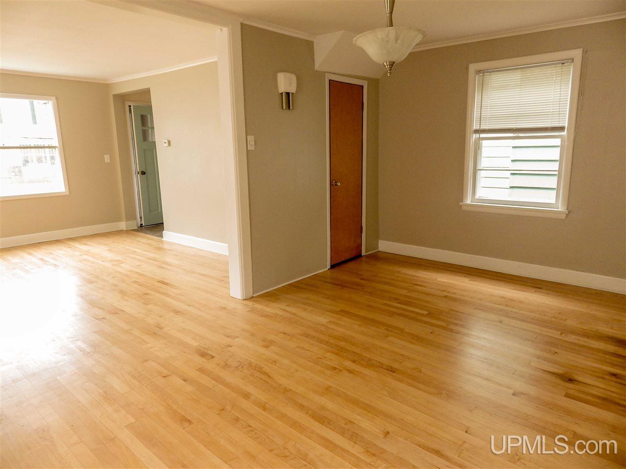 305 West Ridge Street Ishpeming, MI 49849 - Photo 5 of 18 Gallery Image 5
