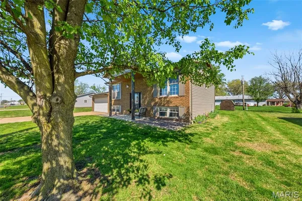 $269,000 | 217 East Shiloh Drive, Red Bud, IL 62278