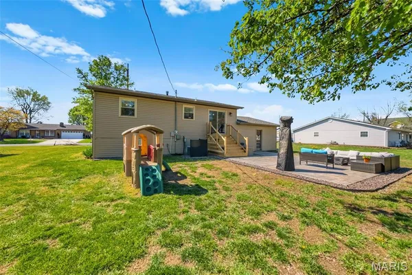 $269,000 | 217 East Shiloh Drive, Red Bud, IL 62278