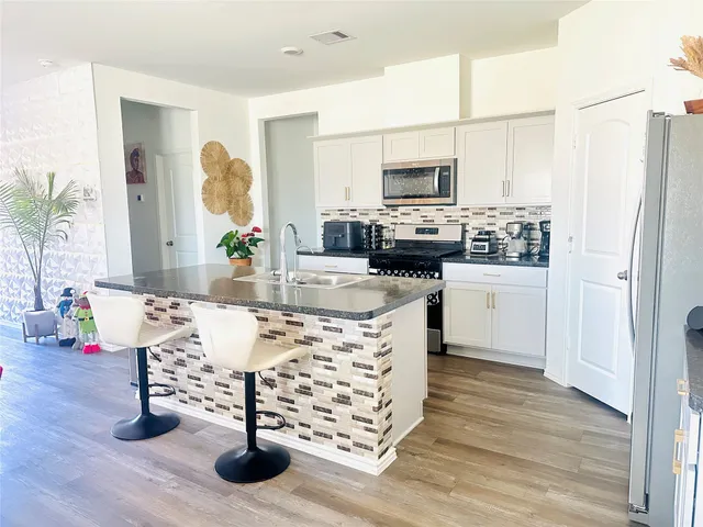 $2,400 | 6003 Alberta Falls Dr Spring, Spring, TX 77373