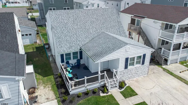 $1,275 | 109 10th Street North, Unit B, Brigantine, NJ 08203