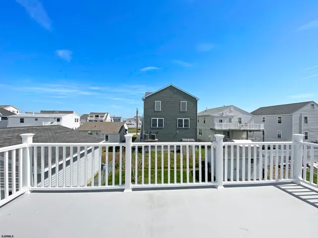 $1,275 | 109 10th Street North, Unit B, Brigantine, NJ 08203