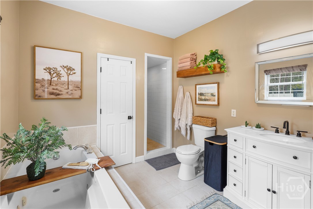 120 St Andrews Road Rincon, GA 31326 - Photo 17 of 41 Primary Bathroom