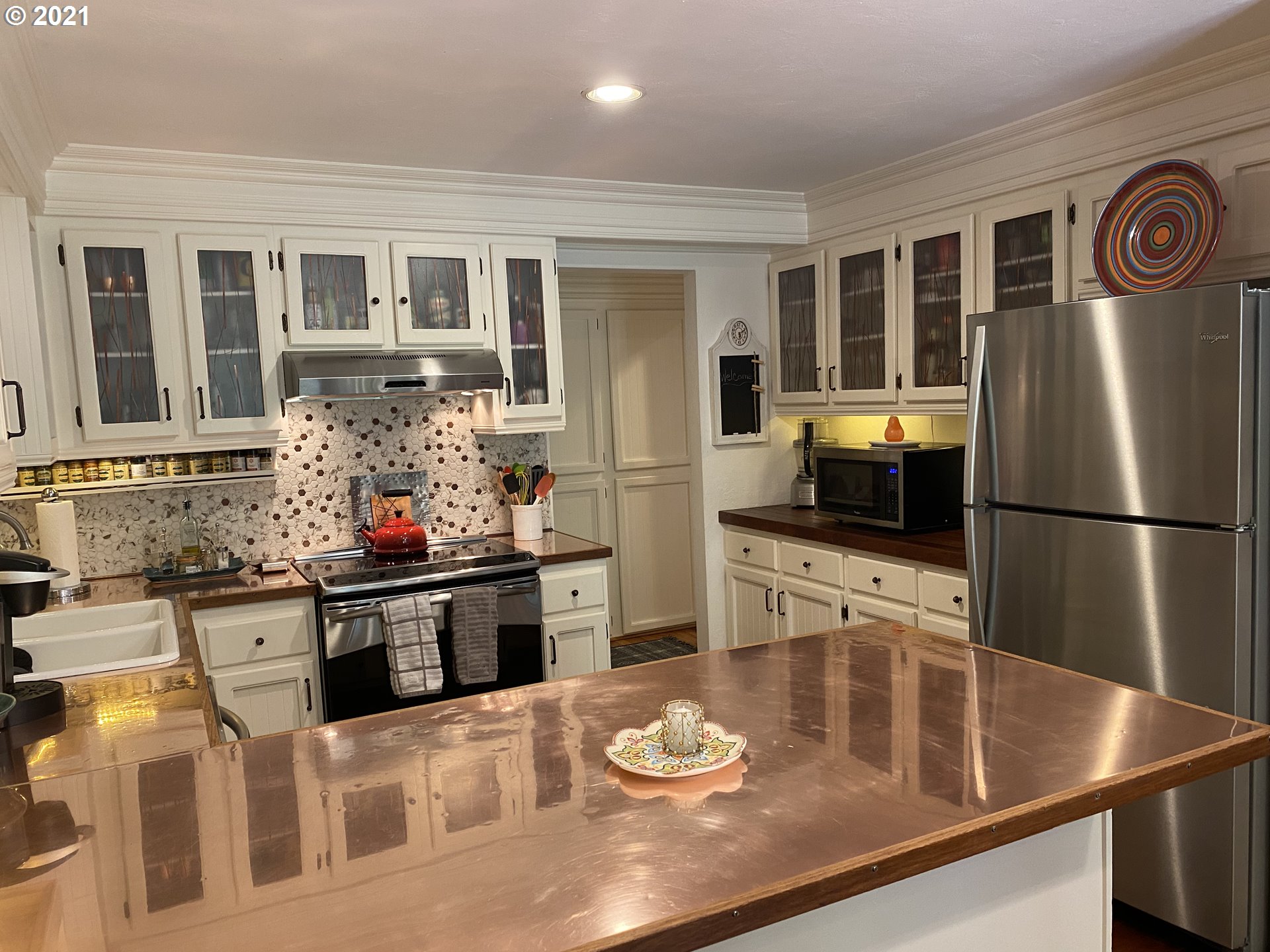 2248 Ridgeway Drive Eugene, OR 97401 - Photo 2 of 17 Gallery Image 2
