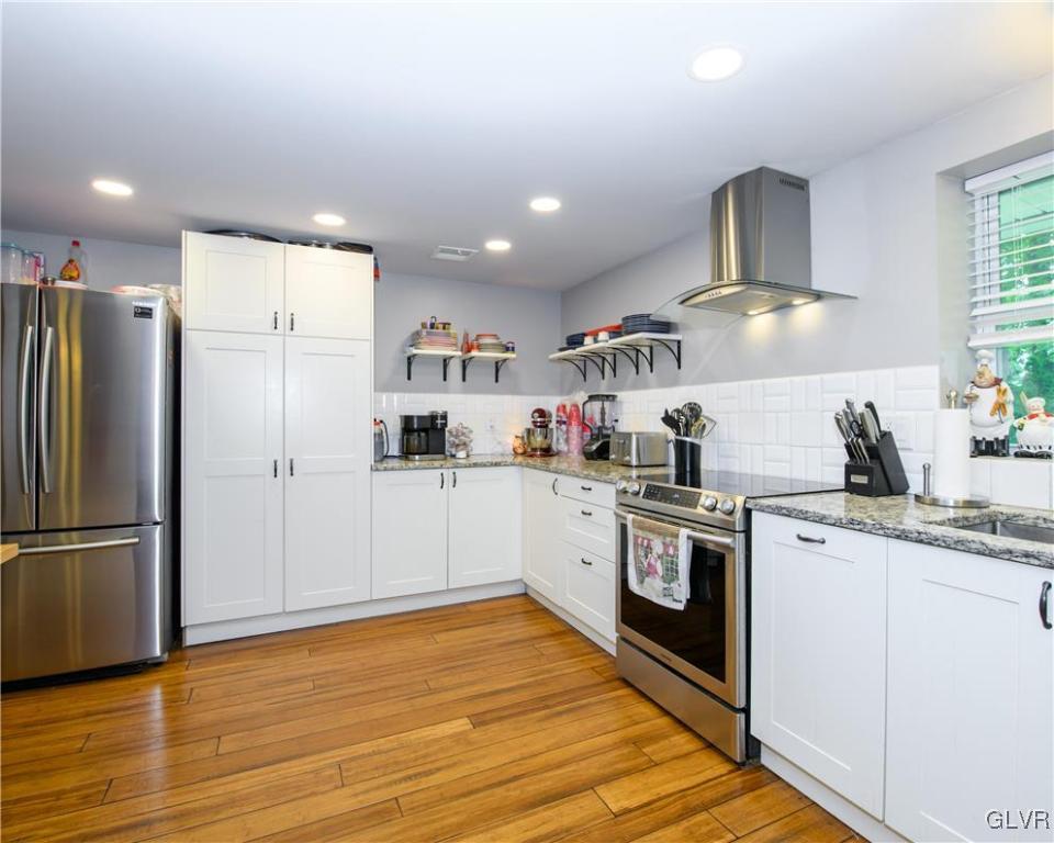 4274 East Texas Road Allentown, PA 18103 - Photo 11 of 22 Gallery Image 11