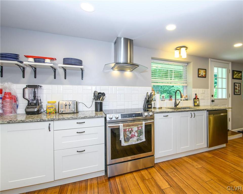 4274 East Texas Road Allentown, PA 18103 - Photo 12 of 22 Gallery Image 12