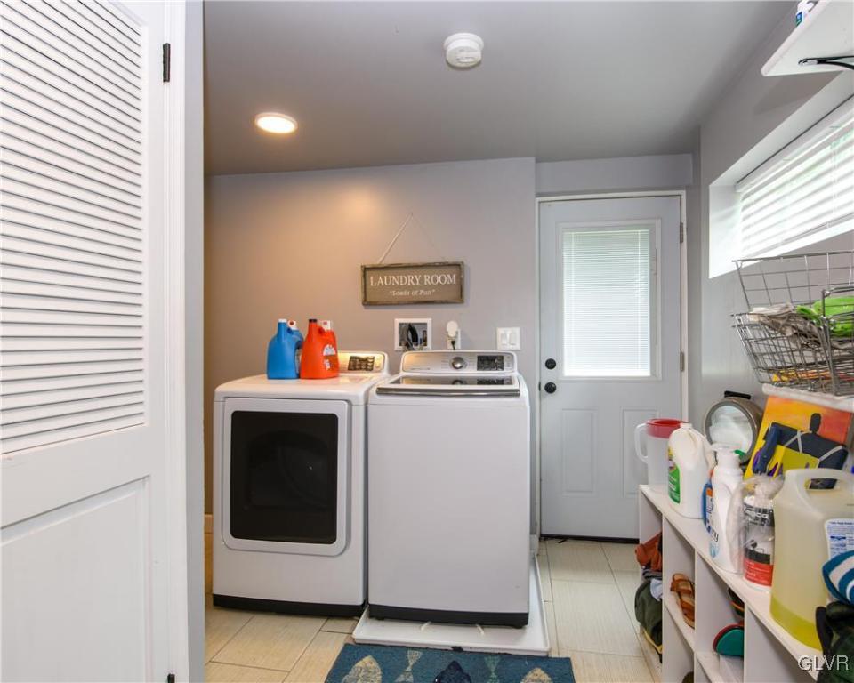 4274 East Texas Road Allentown, PA 18103 - Photo 15 of 22 Gallery Image 15