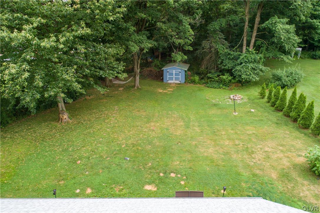 4274 East Texas Road Allentown, PA 18103 - Photo 4 of 22 Gallery Image 4
