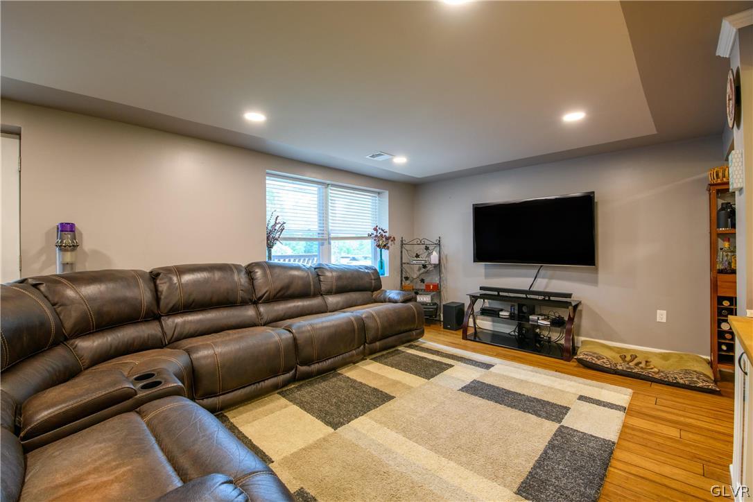 4274 East Texas Road Allentown, PA 18103 - Photo 7 of 22 Gallery Image 7