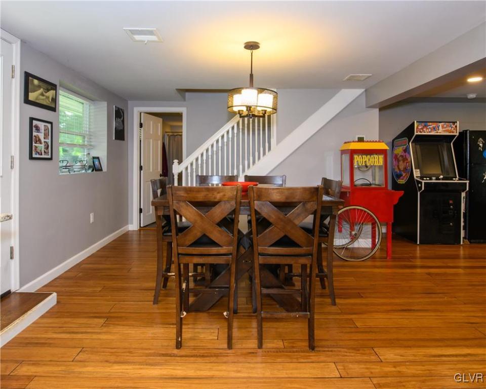 4274 East Texas Road Allentown, PA 18103 - Photo 10 of 22 Gallery Image 10