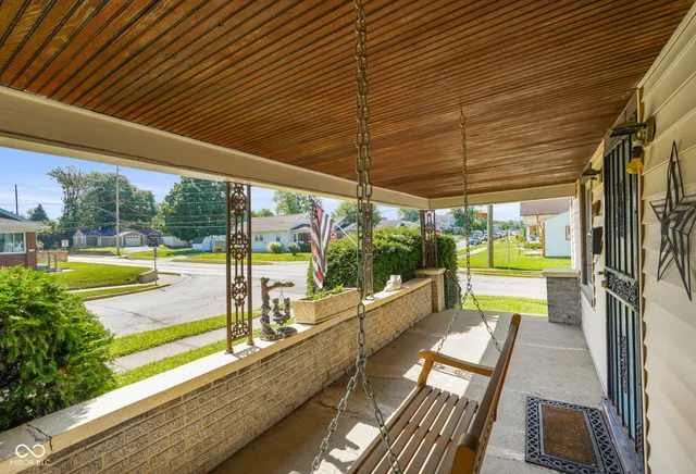 $181,900 | 100 North 6th Avenue, Beech Grove, IN 46107