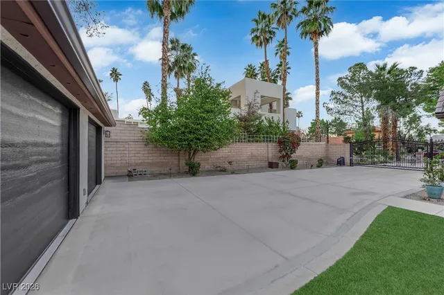 $5,500 | 2513 Wimbledon Drive, Las Vegas, NV 89107