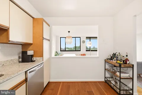 $239,000 | 4201 Cherry Hill Road, Unit 503, Arlington, VA 22207