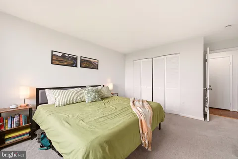 $239,000 | 4201 Cherry Hill Road, Unit 503, Arlington, VA 22207