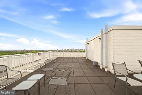 $239,000 | 4201 Cherry Hill Road, Unit 503, Arlington, VA 22207