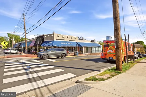 $239,000 | 4201 Cherry Hill Road, Unit 503, Arlington, VA 22207