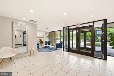 $239,000 | 4201 Cherry Hill Road, Unit 503, Arlington, VA 22207
