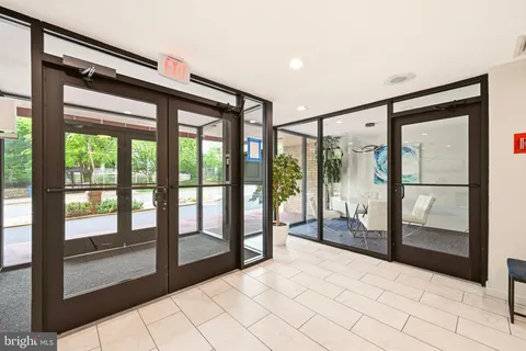 $239,000 | 4201 Cherry Hill Road, Unit 503, Arlington, VA 22207