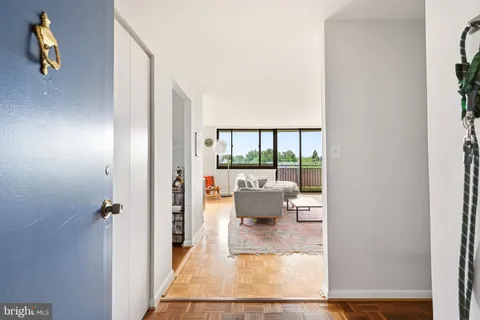 $239,000 | 4201 Cherry Hill Road, Unit 503, Arlington, VA 22207
