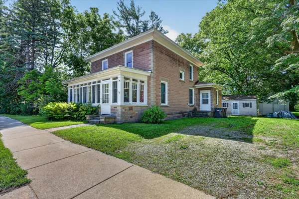 $300,000 | 100 East Muskegon Street, Cedar Springs, MI 49319