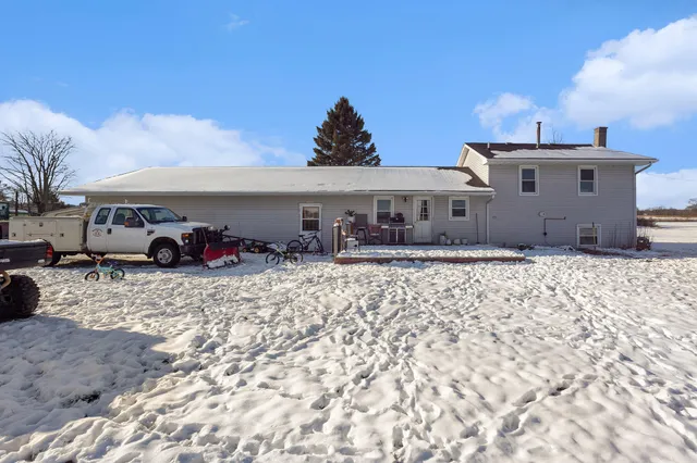 $299,000 | 5740 North Coleman Road, Coleman, MI 48618