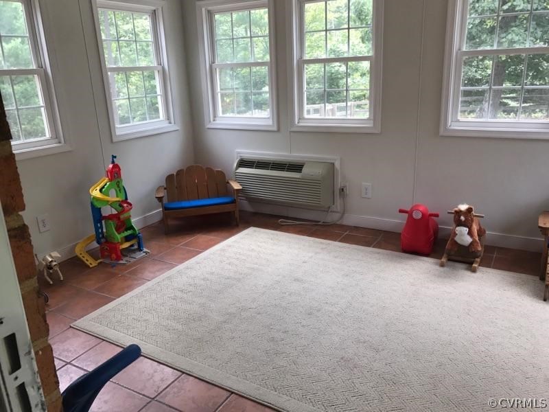 9321 Goodman Road Quinton, VA 23141 - Photo 19 of 44 Gallery Image 19