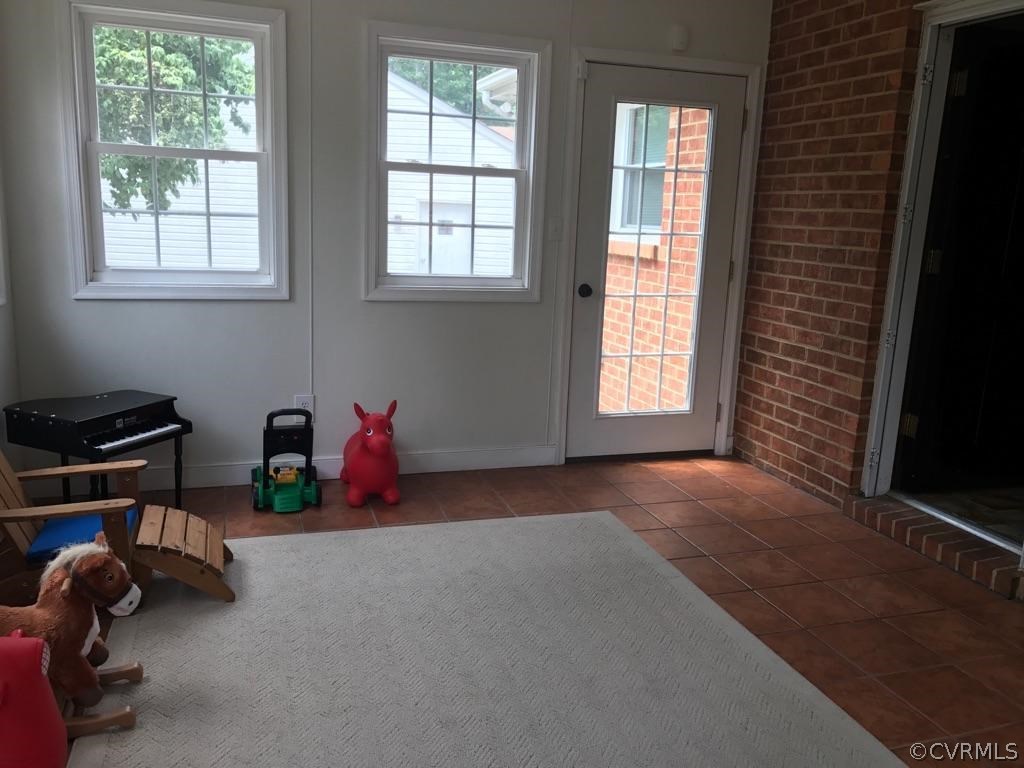 9321 Goodman Road Quinton, VA 23141 - Photo 21 of 44 Gallery Image 21