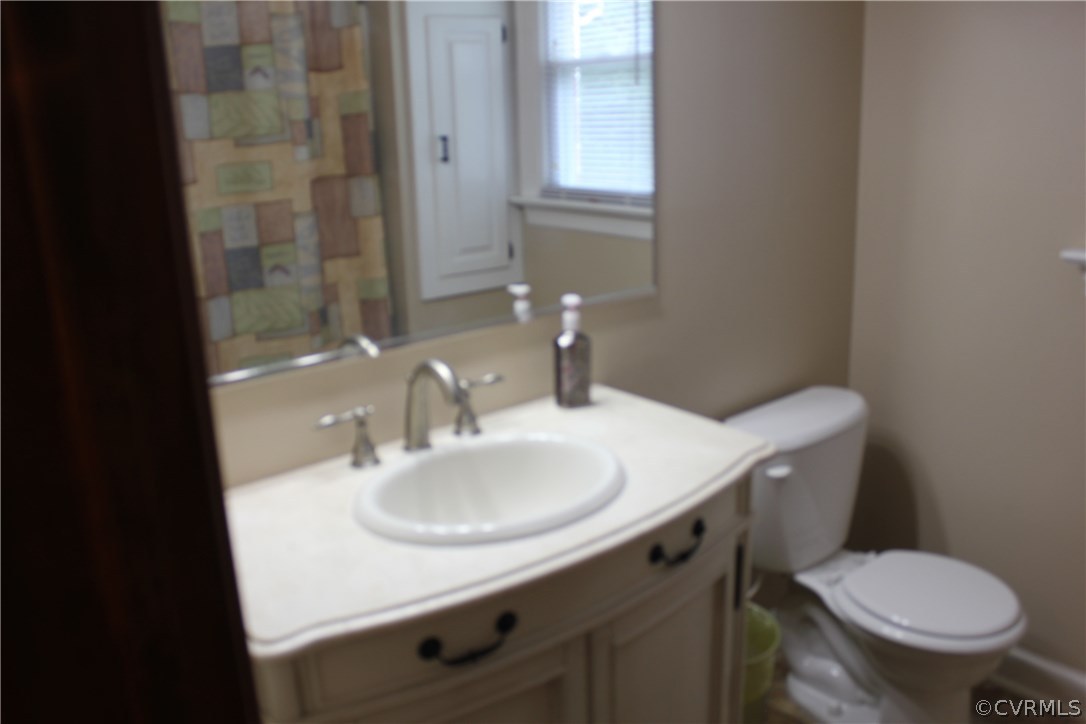 9321 Goodman Road Quinton, VA 23141 - Photo 29 of 44 HALL BATH WITH TUB AND SHOWER