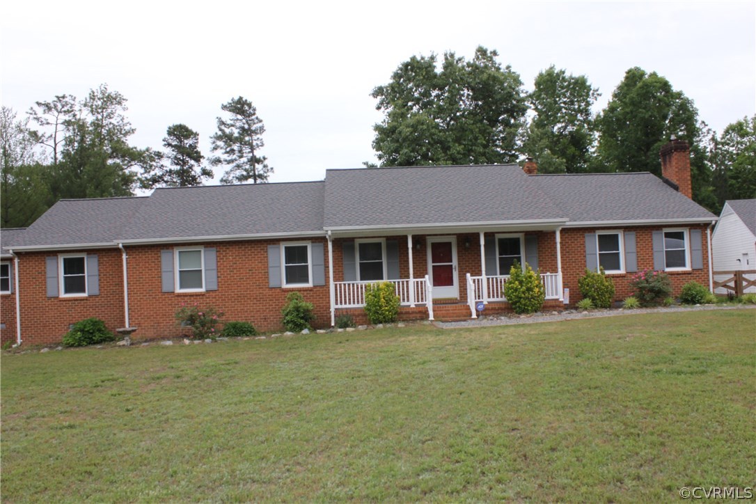 9321 Goodman Road Quinton, VA 23141 - Photo 4 of 44 Gallery Image 4