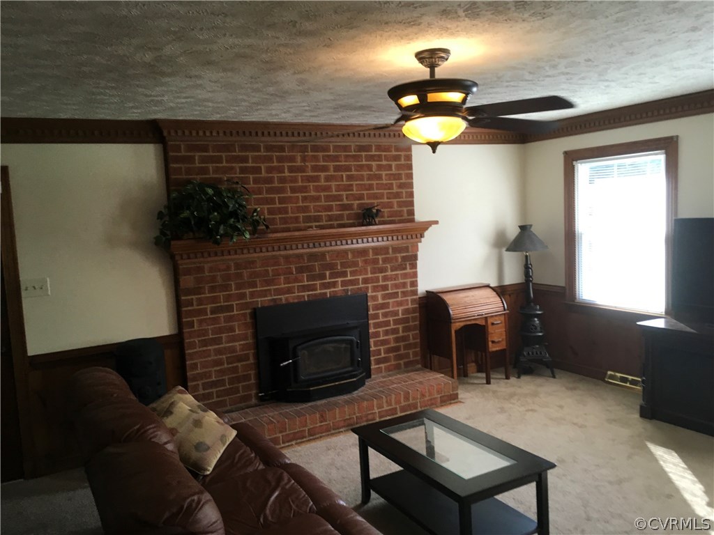 9321 Goodman Road Quinton, VA 23141 - Photo 6 of 44 Gallery Image 6
