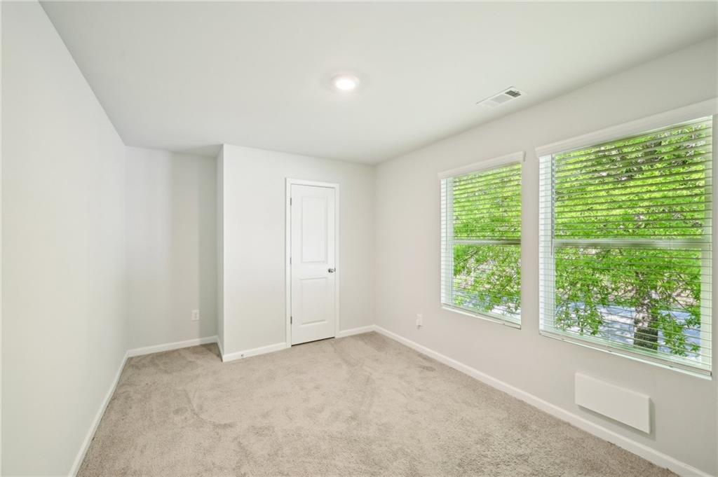4437 Ben Hill Road Atlanta, GA 30349 - Photo 23 of 40