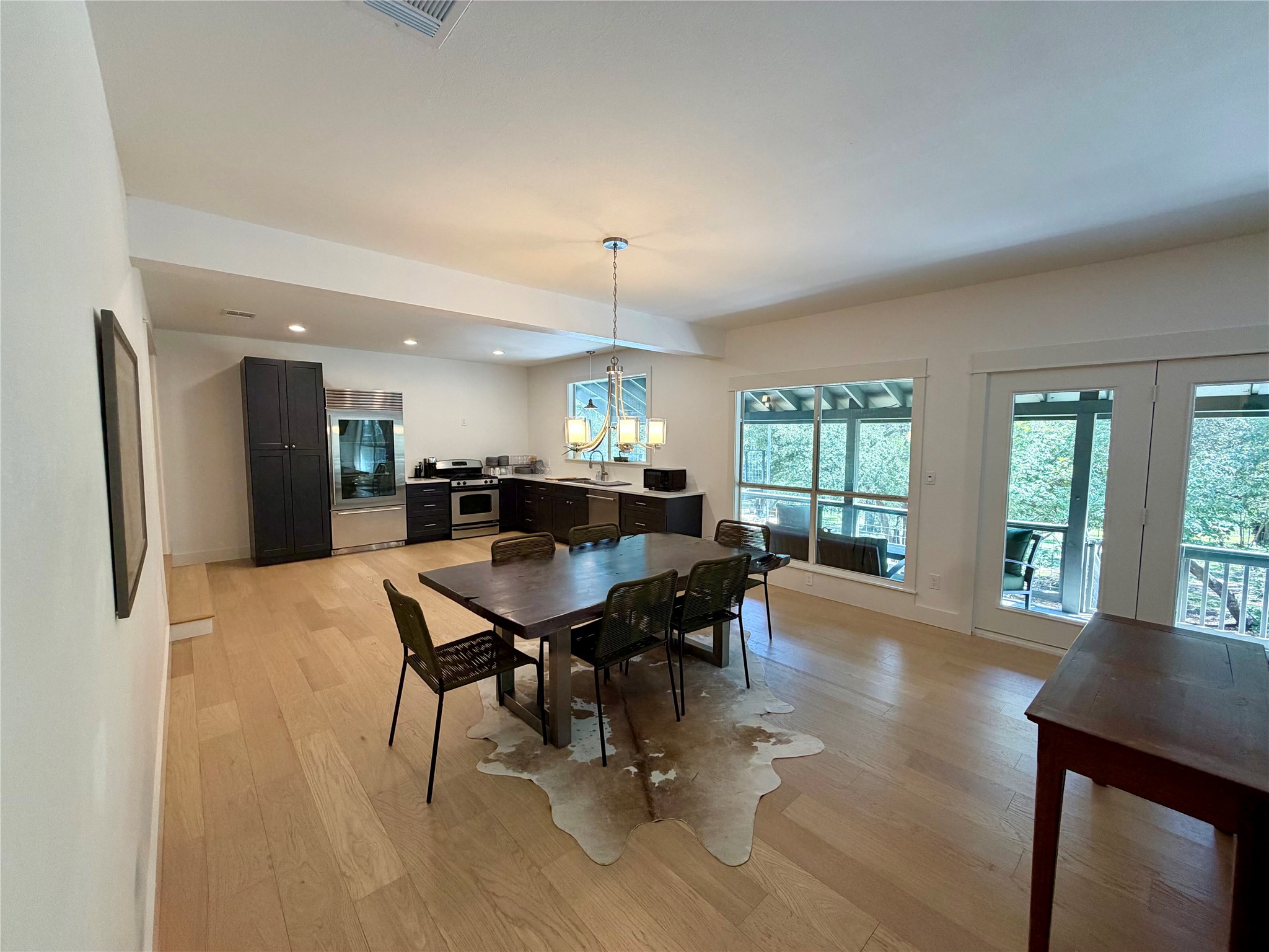 5115 Twin Acres Road Austin, TX 78738 - Photo 14 of 36 Gallery Image 14