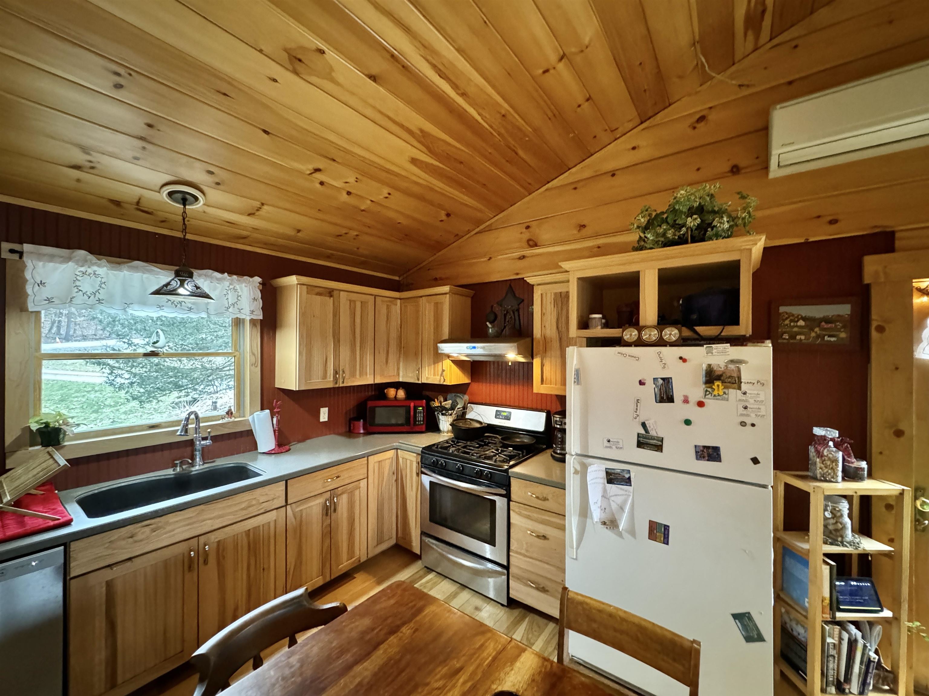 1367 Shacksboro Road Shoreham, VT 05770 - Photo 3 of 40