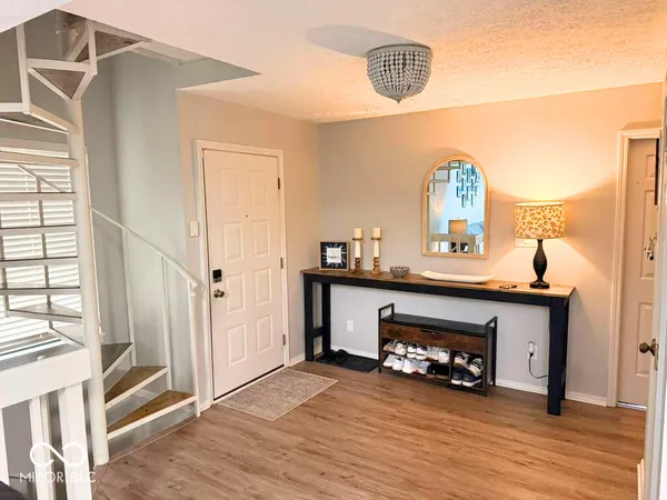 $242,000 | 98 Lookout Ridge Drive, Columbus, IN 47201