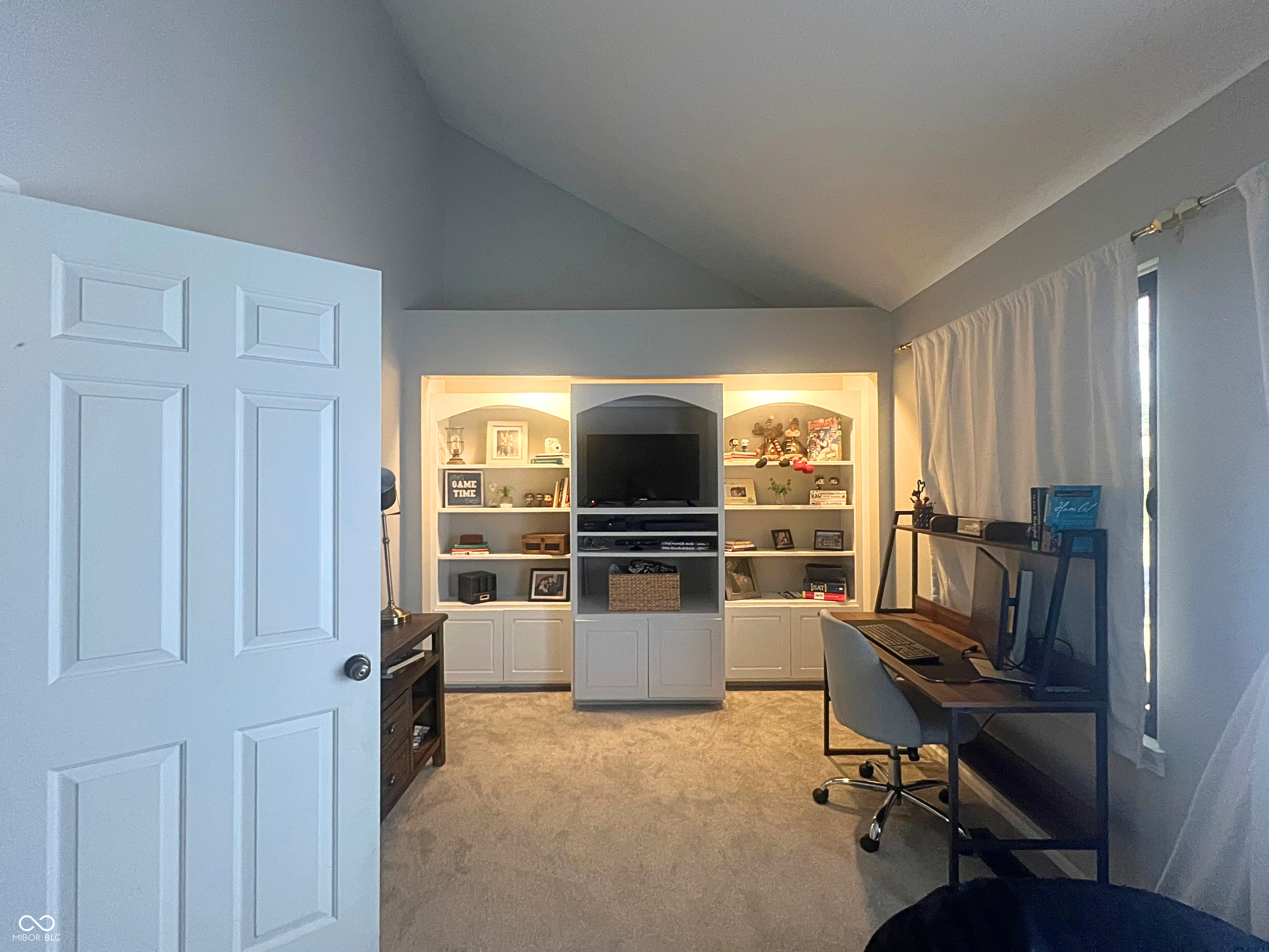 98 Lookout Ridge Drive Columbus, IN 47201 - Photo 10 of 18