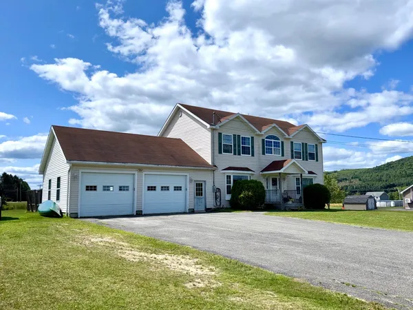 $299,900 | 6 Sunnyfield Drive, Fort Kent, ME 04743