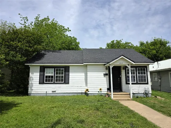 $220,000 | 1313 Ave J, Brownwood, TX 76801