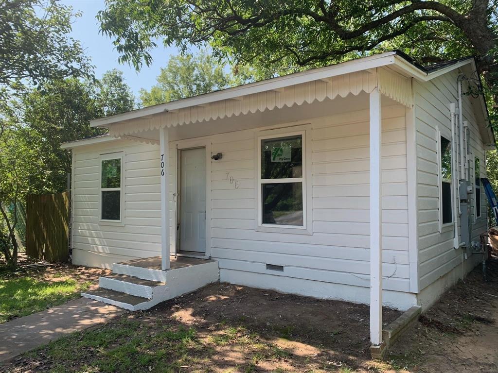 706 East Acheson Road Denison, TX 75021 - Photo 1 of 12