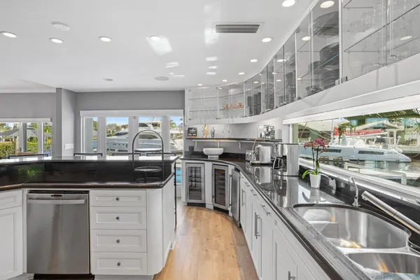 $25,000 | 632 3rd Key Drive, Fort Lauderdale, FL 33304