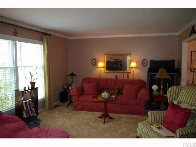3608 Morningside Drive Raleigh, NC 27607 - Photo 8 of 9 Large Living Room