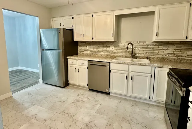 $185,000 | 7348 Colosseum Drive, Rockford, IL 61107