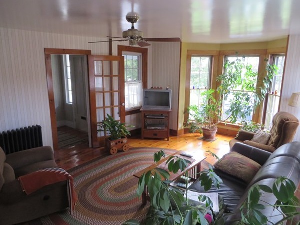 136 Shelburne Road Greenfield, MA 01301 - Photo 15 of 30 Gallery Image 15