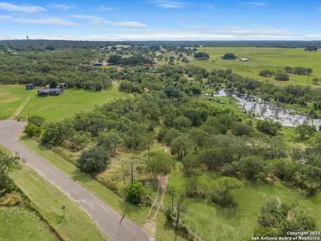$200,000 | 200 Lolita Drive, Lytle, TX 78052
